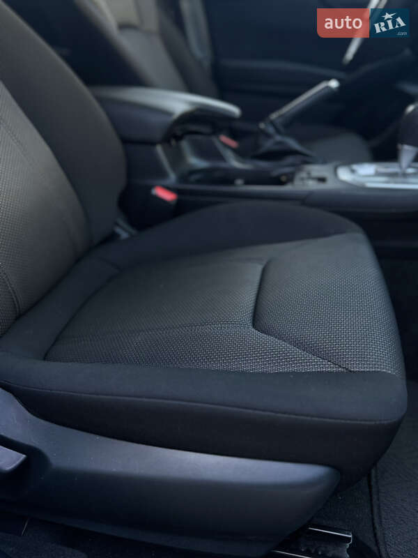 Седан Subaru Impreza 2023 в Тернополе