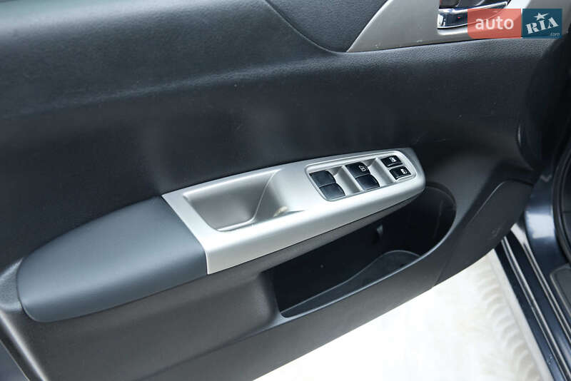 Седан Subaru Impreza 2008 в Киеве