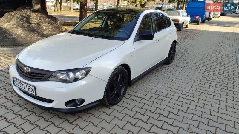 Хэтчбек Subaru Impreza 2008 в Черновцах