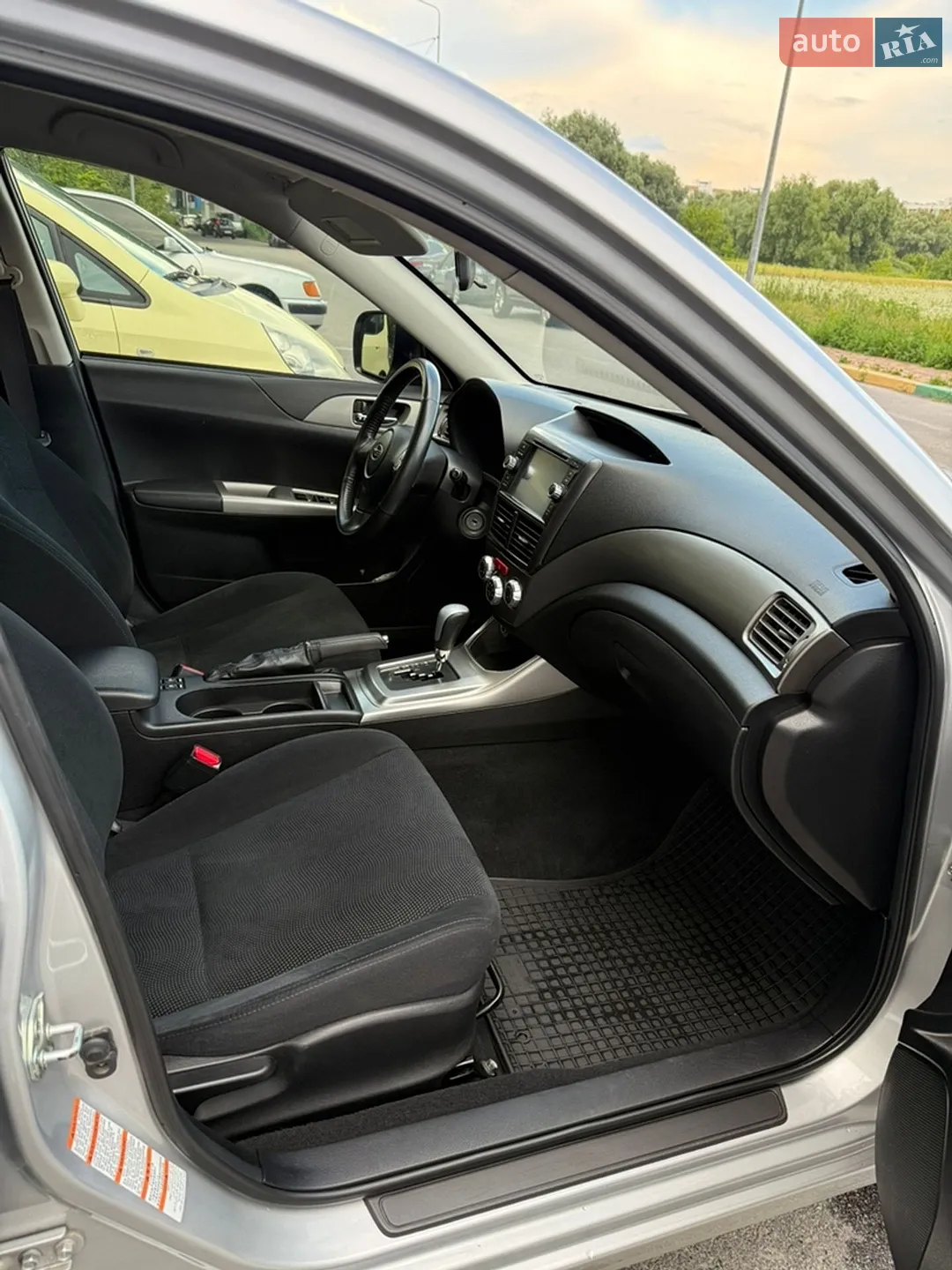 2010 Subaru Impreza - мініатюра 11
