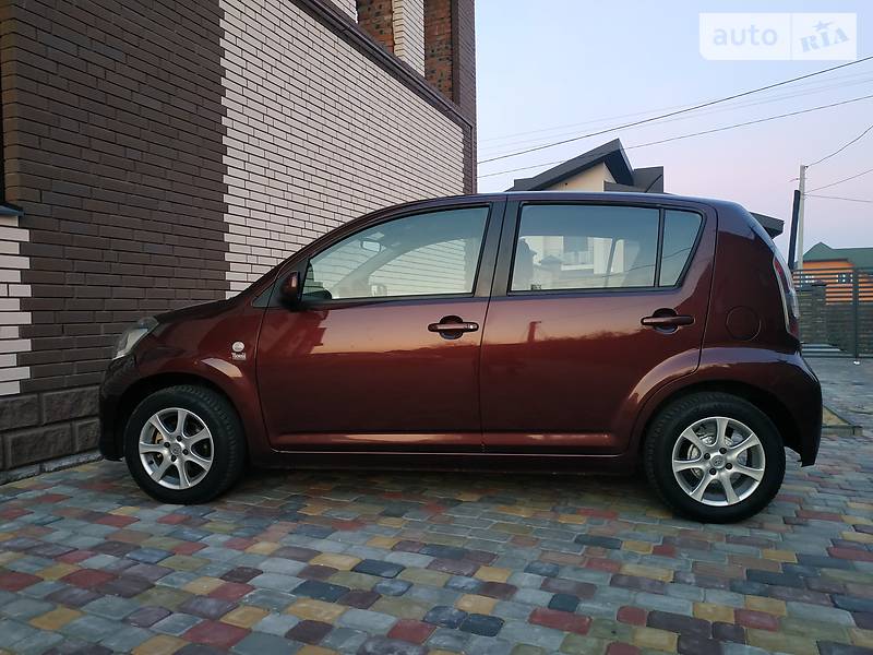 Хэтчбек Subaru Justy 2009 в Луцке