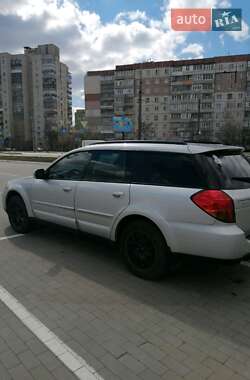 Subaru Legacy Outback 2005
