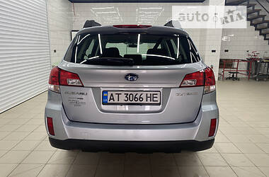 Универсал Subaru Legacy Outback 2012 в Ивано-Франковске