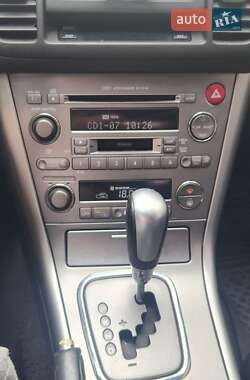 Универсал Subaru Legacy Outback 2005 в 