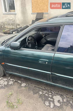 Универсал Subaru Legacy Outback 1998 в 