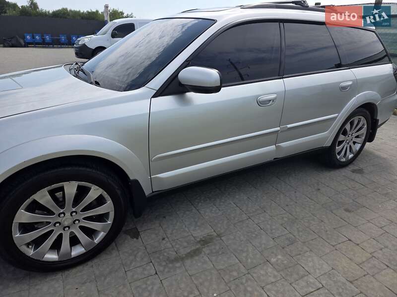 Универсал Subaru Legacy Outback 2004 в Львове