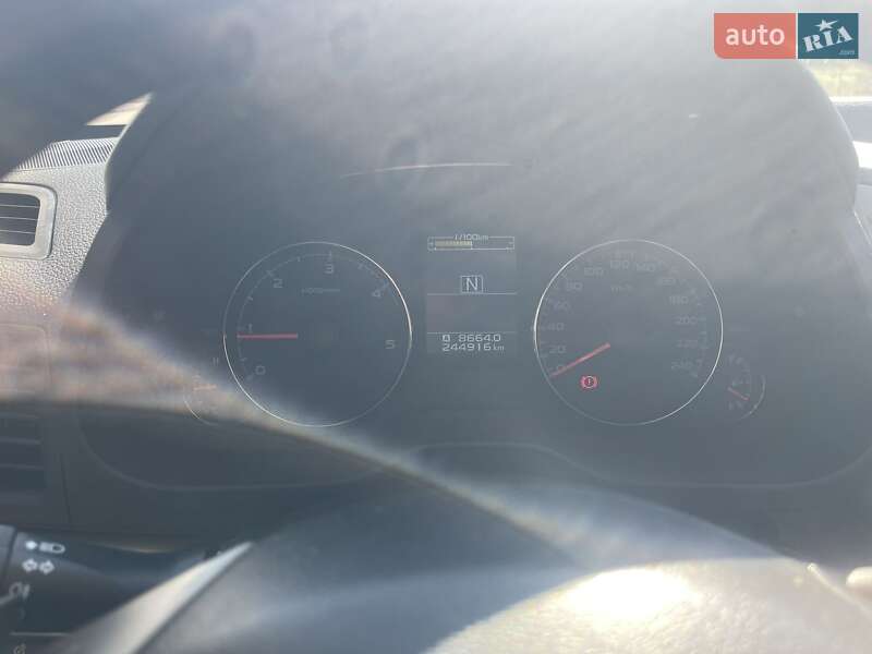 Универсал Subaru Legacy Outback 2013 в Днепре