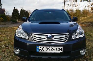 Универсал Subaru Legacy 2011 в Нововолынске