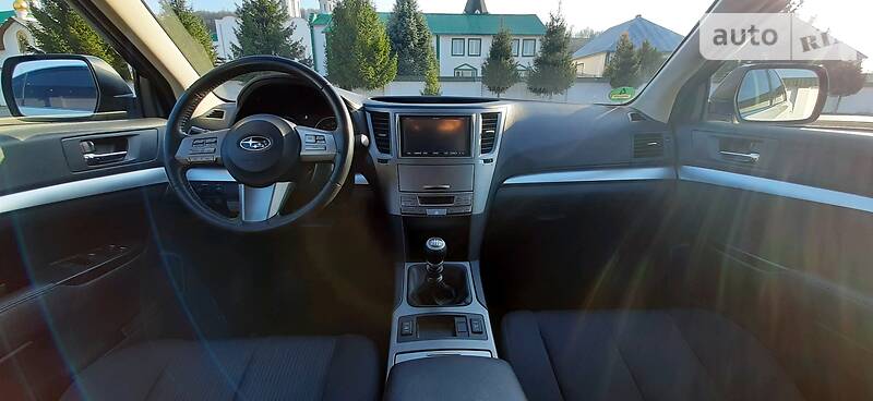 Седан Subaru Legacy 2012 в Сваляві