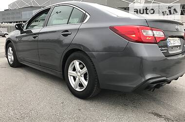 Седан Subaru Legacy 2018 в 