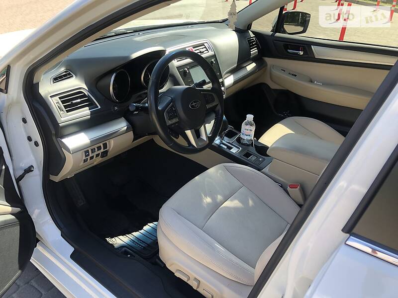 Седан Subaru Legacy 2015 в Києві