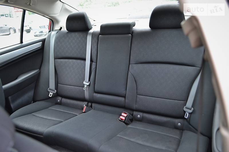 Седан Subaru Legacy 2014 в Харкові
