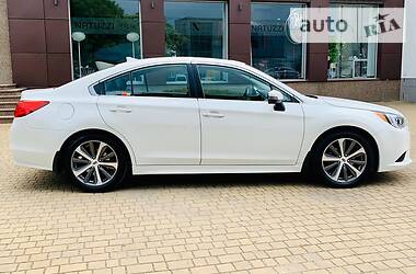 Седан Subaru Legacy 2016 в 