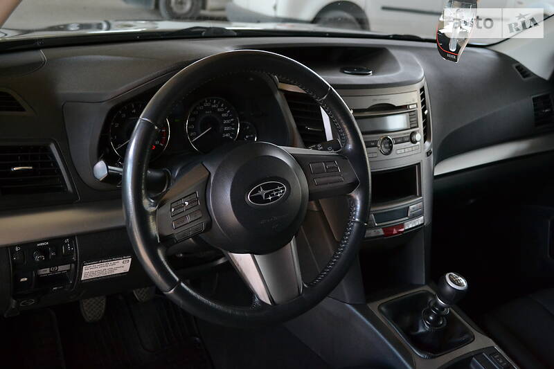 Універсал Subaru Legacy 2010 в Тернополі
