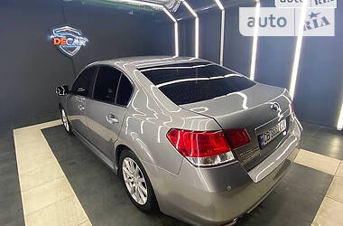 Седан Subaru Legacy 2010 в Киеве