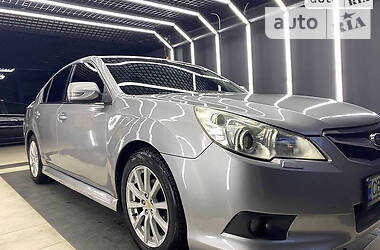 Седан Subaru Legacy 2010 в Киеве