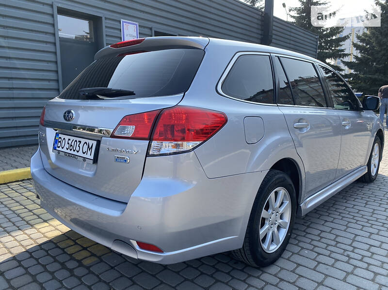 Универсал Subaru Legacy 2012 в Ивано-Франковске