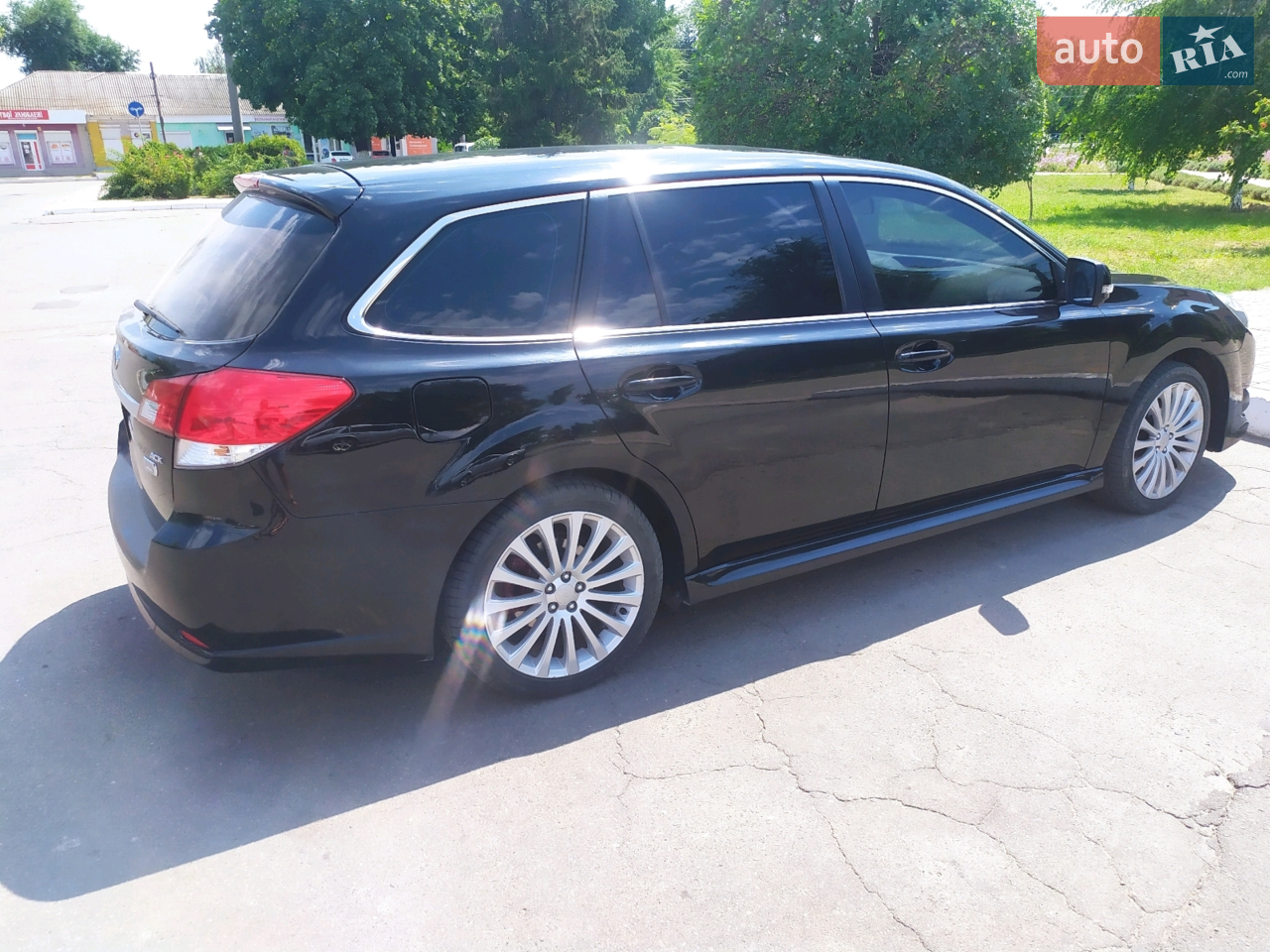 2010 Subaru Legacy - мініатюра 2