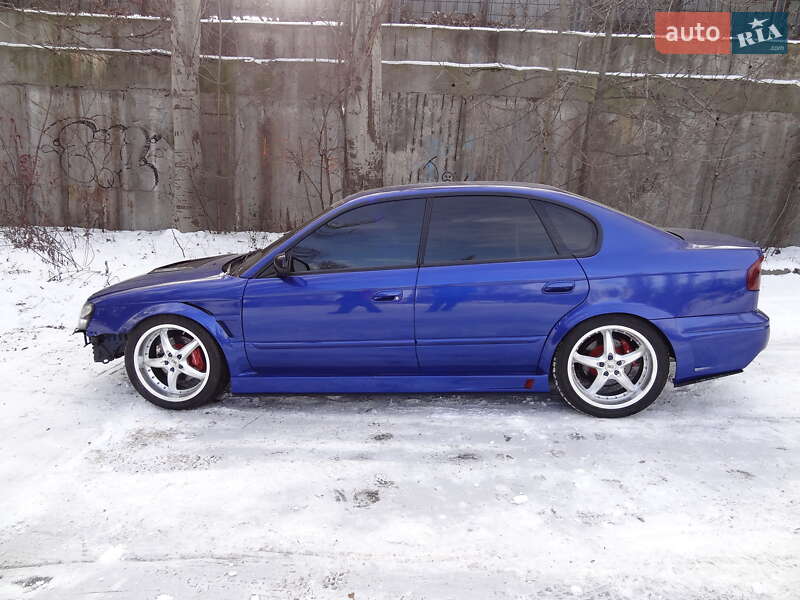 Седан Subaru Legacy 2002 в Днепре