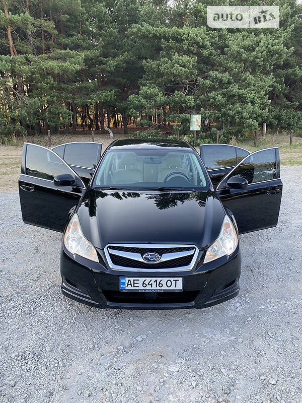 Седан Subaru Legacy 2012 в Днепре