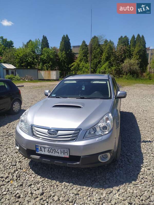 Subaru Legacy 2012