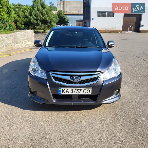 Седан Subaru Legacy 2010 в 