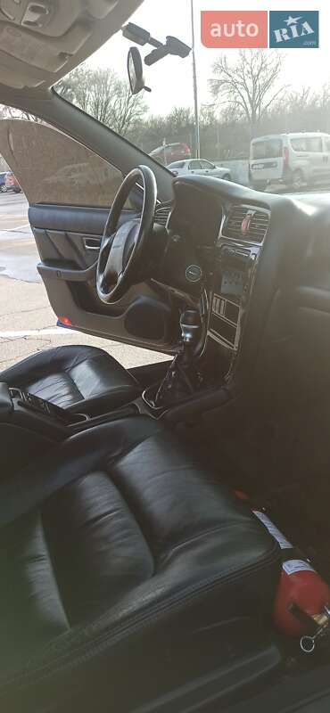 Седан Subaru Legacy 2002 в Днепре