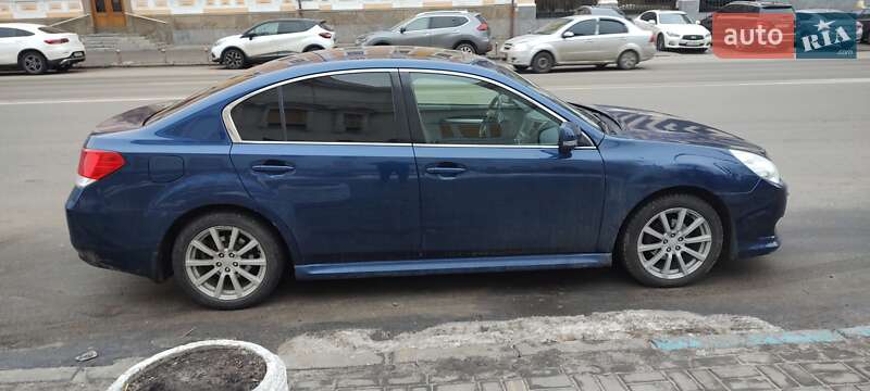 Седан Subaru Legacy 2011 в Киеве