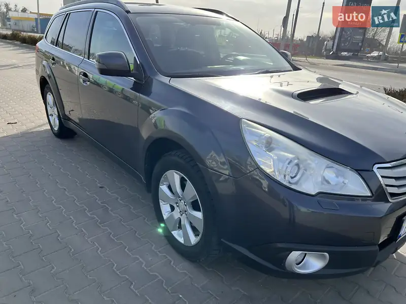 Subaru Legacy 2012
