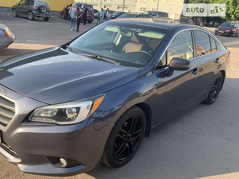 Седан Subaru Legacy 2015 в Ужгороде