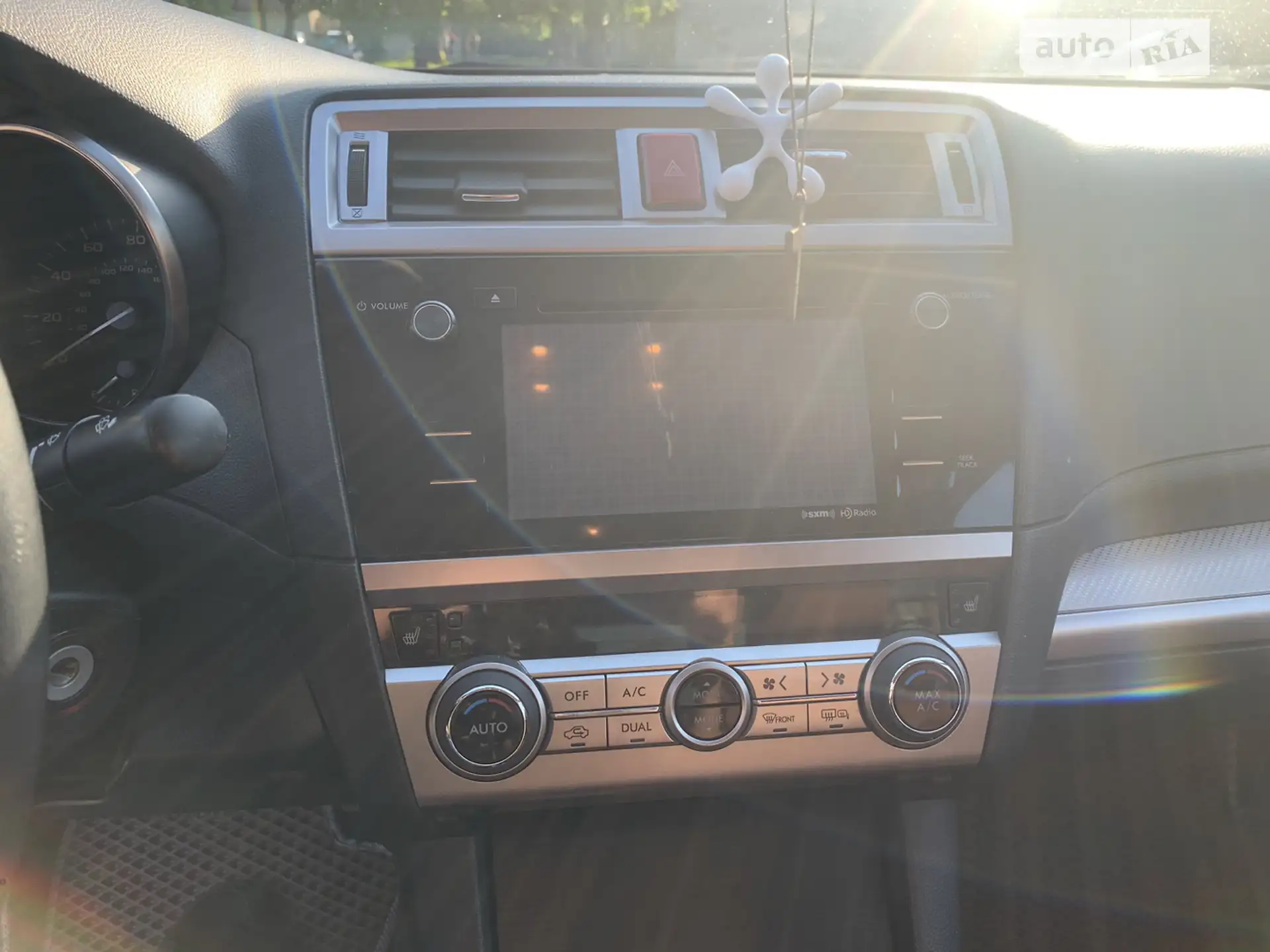 2015 Subaru Legacy - мініатюра 20
