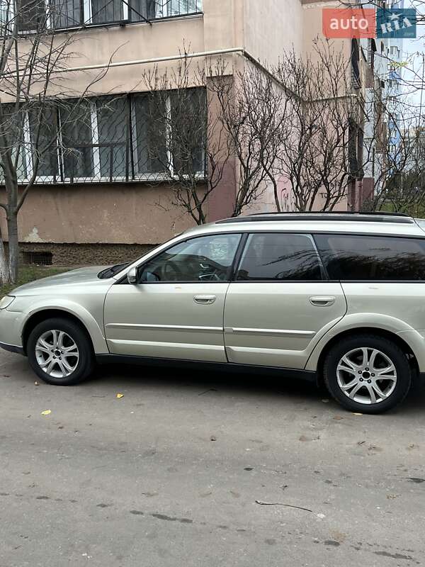 Універсал Subaru Legacy 2009 в Одесі