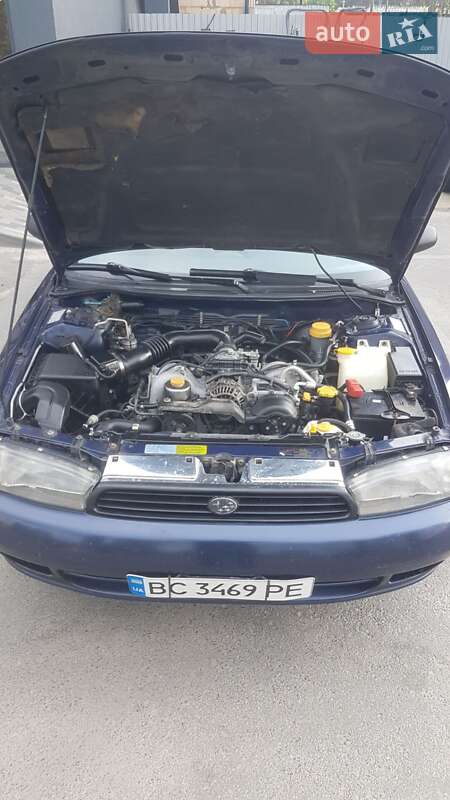 Седан Subaru Legacy 1996 в Киеве