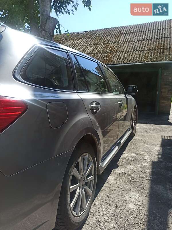 Универсал Subaru Legacy 2010 в Киеве