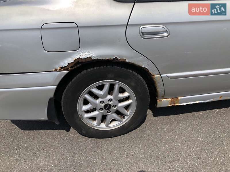 Седан Subaru Legacy 2002 в Києві