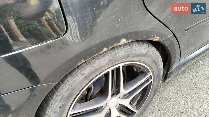 Седан Subaru Legacy 2005 в Дрогобичі