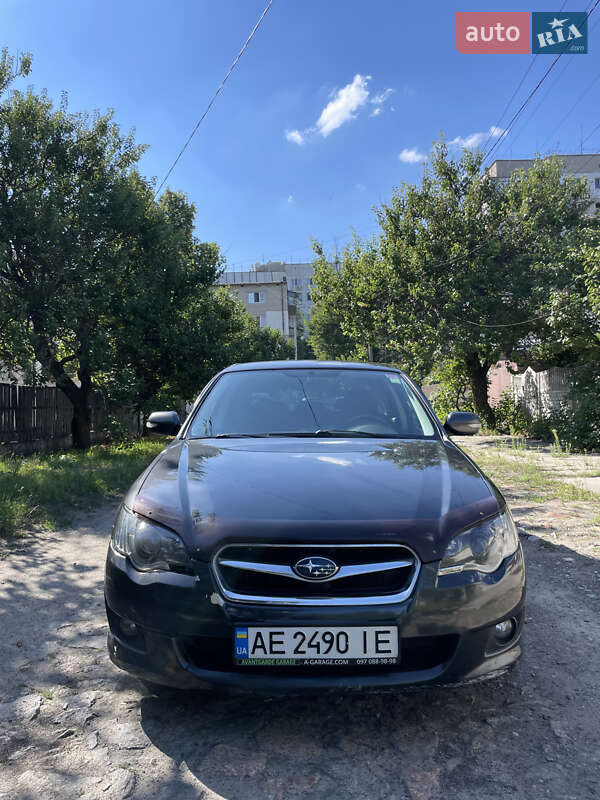 Седан Subaru Legacy 2006 в Днепре