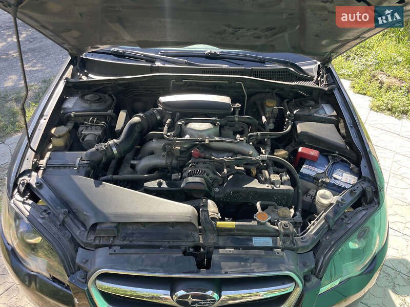 Седан Subaru Legacy 2006 в Днепре