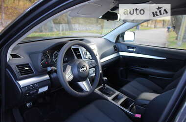 Универсал Subaru Legacy 2010 в 