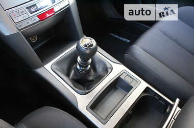 Универсал Subaru Legacy 2010 в 