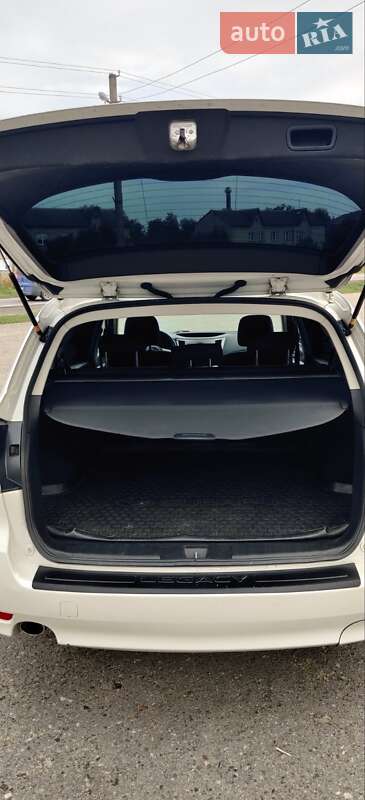 Універсал Subaru Legacy 2010 в Рівному