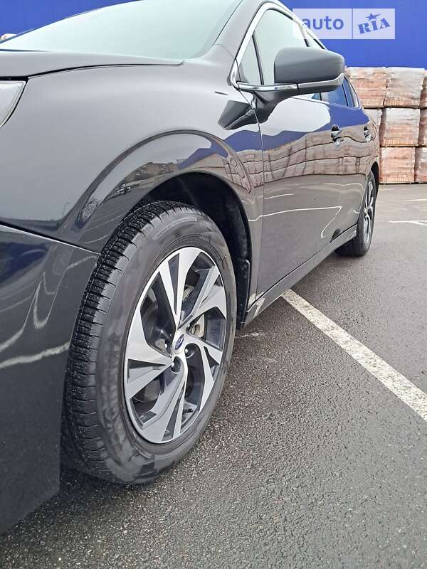 Седан Subaru Legacy 2022 в Полтаве