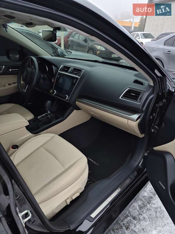 Седан Subaru Legacy 2018 в Днепре