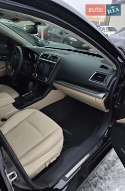 Седан Subaru Legacy 2018 в 