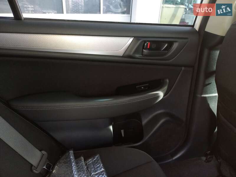 Седан Subaru Legacy 2019 в Черновцах
