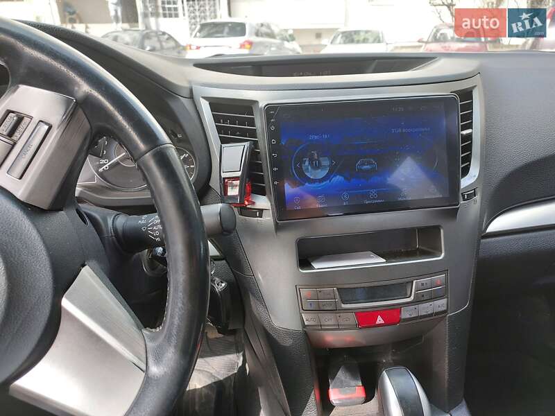 Седан Subaru Legacy 2010 в Киеве