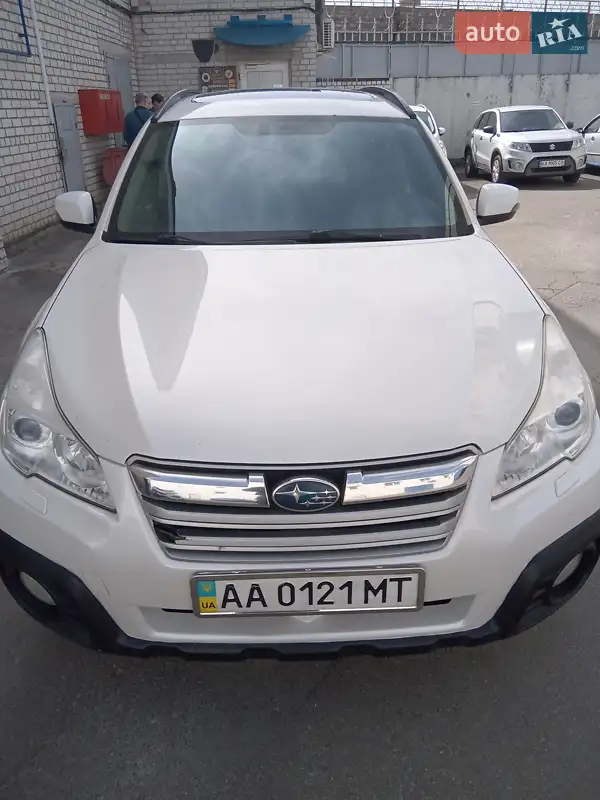 Subaru Legacy 2013