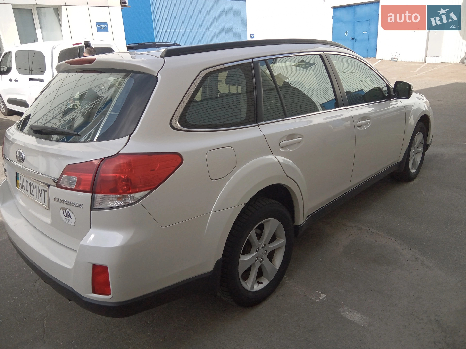2013 Subaru Legacy - мініатюра 3