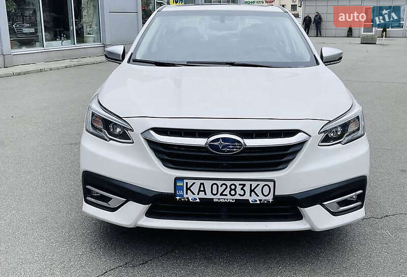 Седан Subaru Legacy 2021 в 