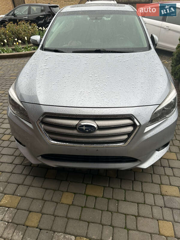 Седан Subaru Legacy 2015 в Львове